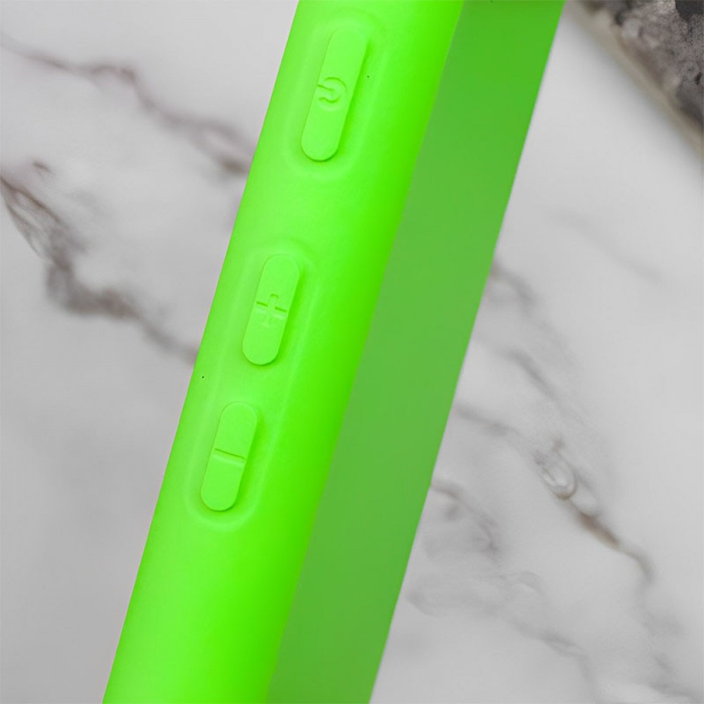 618074441-chohol-silicone-cover-lakshmi-full-camera-aa-dlya-xiaomi-redmi-13-4g-poco-m6-4g-salatovij-neon-green-1000x1000.png