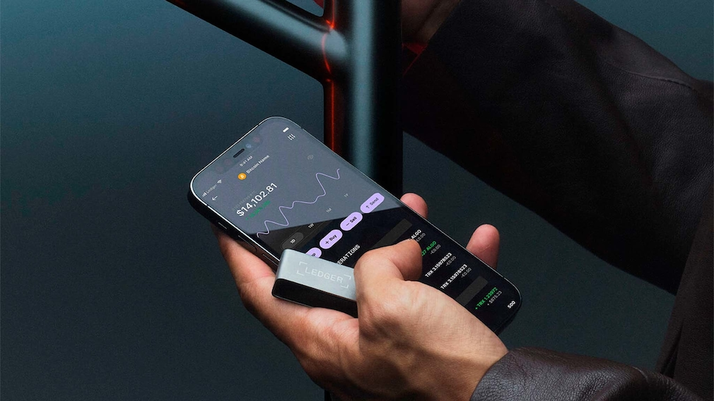 Ledger-Nano-X-Die-Hardware-Wallet-fuer-Profis-ueber-Bluetooth-laesst-sich-der-2048x1152-e5f9fbca88bb4a3e.png Ledger-Nano-X-Die-Hardware-Wallet-fuer-Profis-ueber-Bluetooth-laesst-sich-der-2048x1152-e5f9fbca88bb4a3e.png