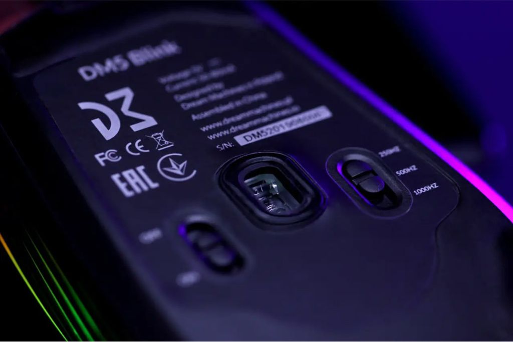 5048694239_w640_h640_dream-machines-dm5.jpg