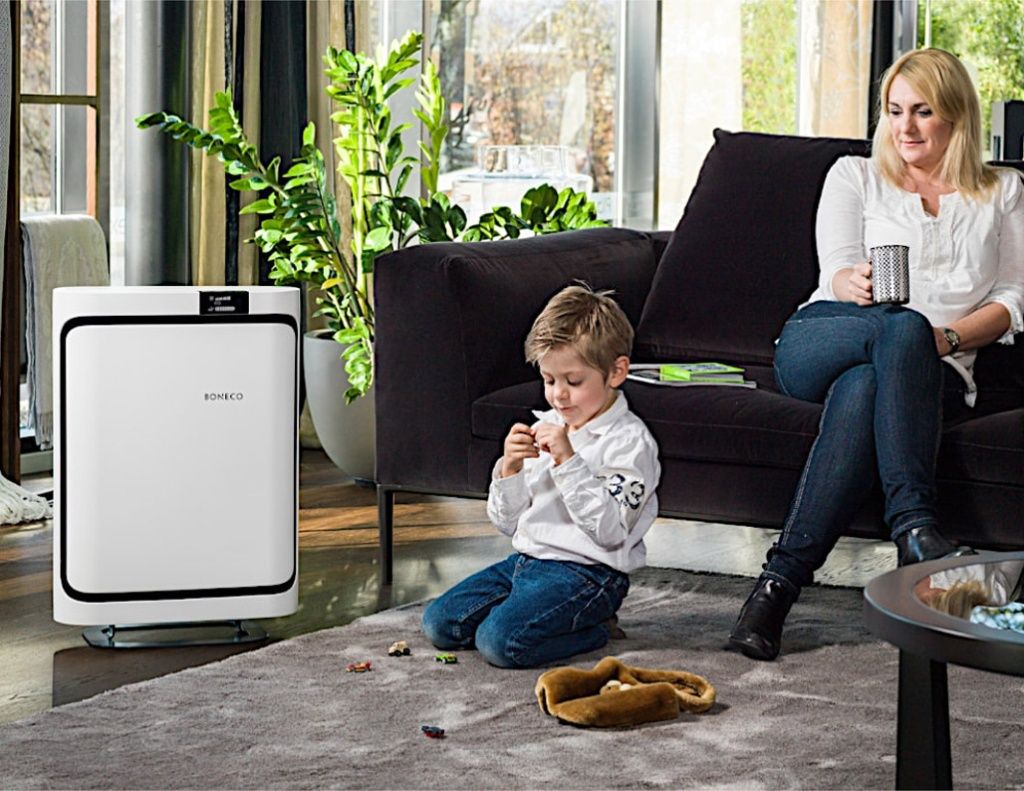BonecoP500RoomAirPurifierInLivingRoomWithKid-Aerify.jpg BonecoP500RoomAirPurifierInLivingRoomWithKid-Aerify.jpg