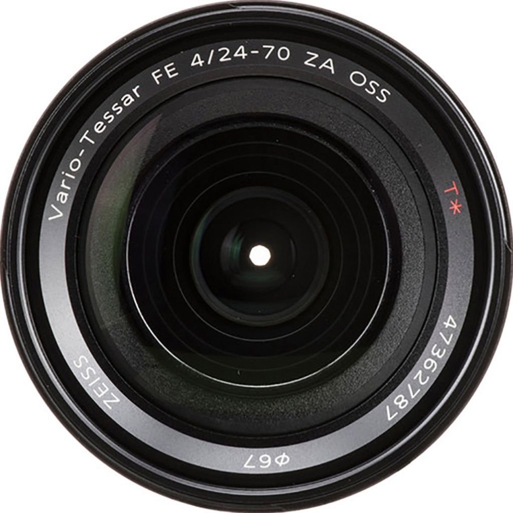 SEL2470Z_Sony-24-70mm-F4-Vario-Tessar-T-FE-ZA-OSS-_E2_80_93-obiettivo-fotografico_03.jpg