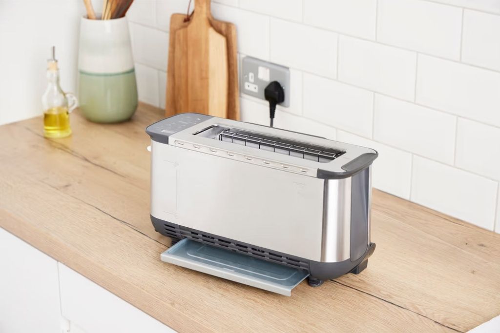 st202eu_19.jpg st202eu_19.jpg