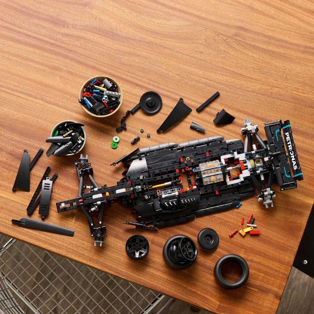 konstruktor-mercedes-amg-f1-w14-e-performance-lego-technic-42171-49493020931197_small11.png