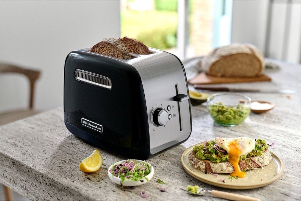 kitchenaid-classic-two-chamber-toaster__90432_cfb10d5-s2500x2500.jpg