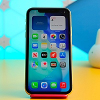 Смартфон Apple iPhone 11 128GB Yellow (MWLH2) Б/У