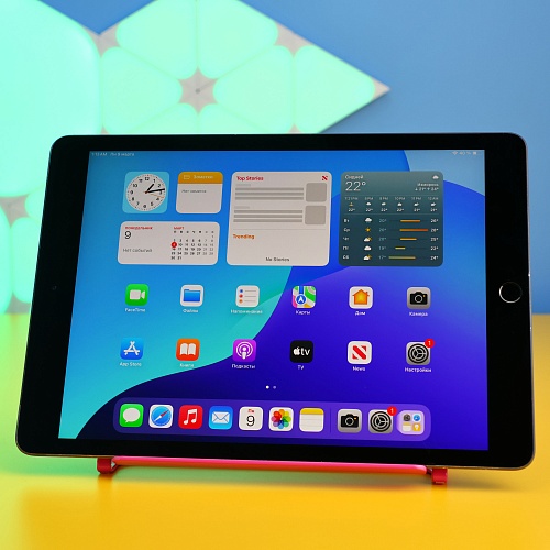 Планшет Apple iPad 10.2 (2019) Wi-Fi + Cellular 32GB Space Gray (MW742) Б/У