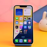 Смартфон Apple iPhone 13 128GB Starlight (MLPG3) Б/У