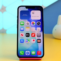 Смартфон Apple iPhone 13 128GB Midnight (MLPF3) Б/У