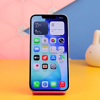 Смартфон Apple iPhone 14 256GB Starlight (MPW43) Б/У