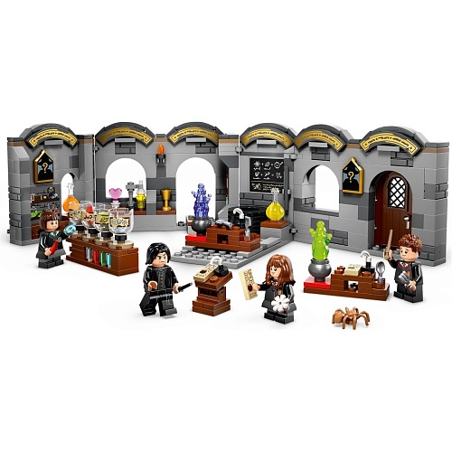Конструктор LEGO Harry Potter Замок Хогвартс: Урок зельеварения (76431)