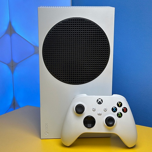 Игровая консоль Microsoft Xbox Series S 512GB White (3517) Б/У Игровая консоль Microsoft Xbox Series S 512GB White (3517) Б/У