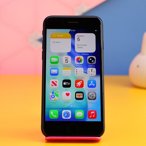 Смартфон Apple iPhone SE (2020) 64GB Black (MX9R2) Б/У - придбати в Дніпрі, Україні: ціна, характеристики | інтернет-магазин TOUCH