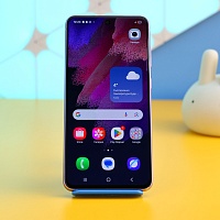 Смартфон Samsung Galaxy S21 FE 5G 2021 8/256GB Lavender (SM-G990BLVWSEK) Б/У